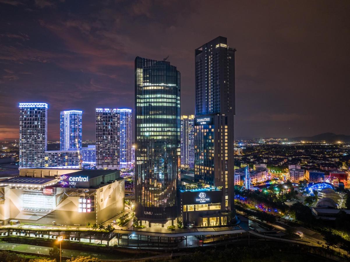 Hotel Doubletree By Hilton I-city