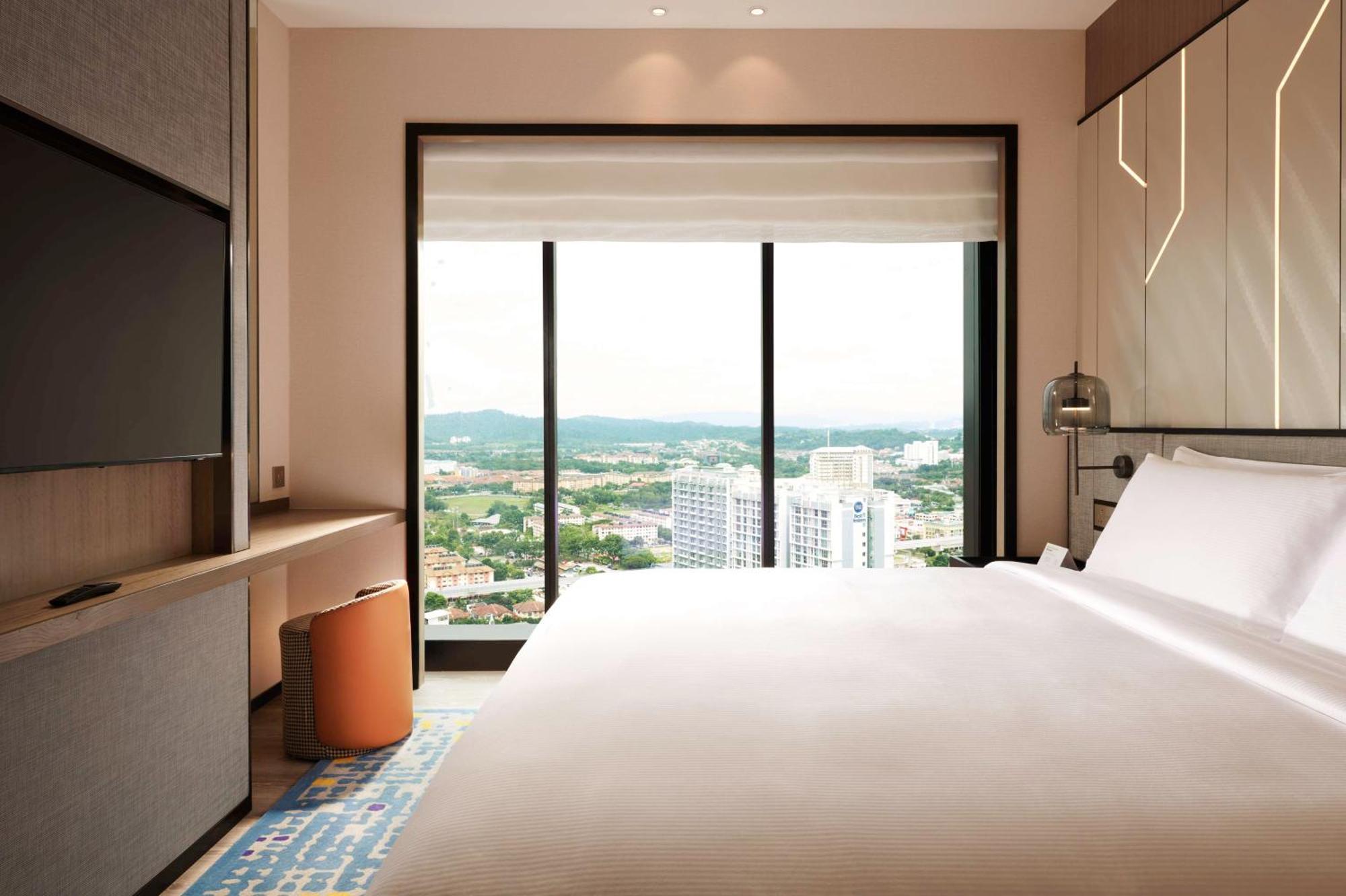 Doubletree By Hilton I-city