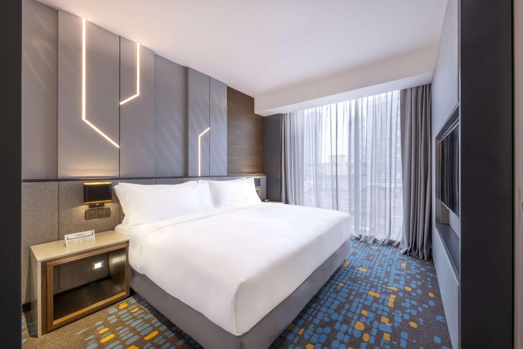 Doubletree By Hilton I-city 5*