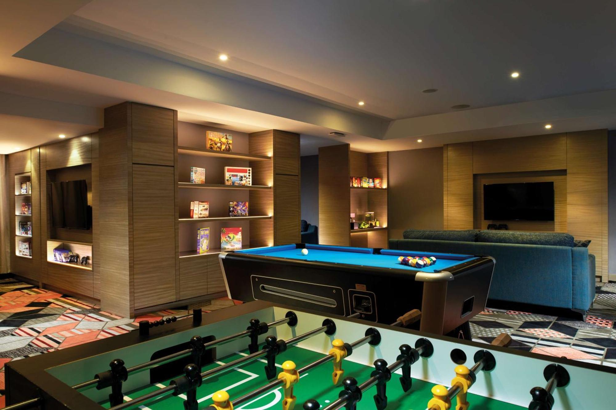 Doubletree By Hilton I-city 5*
