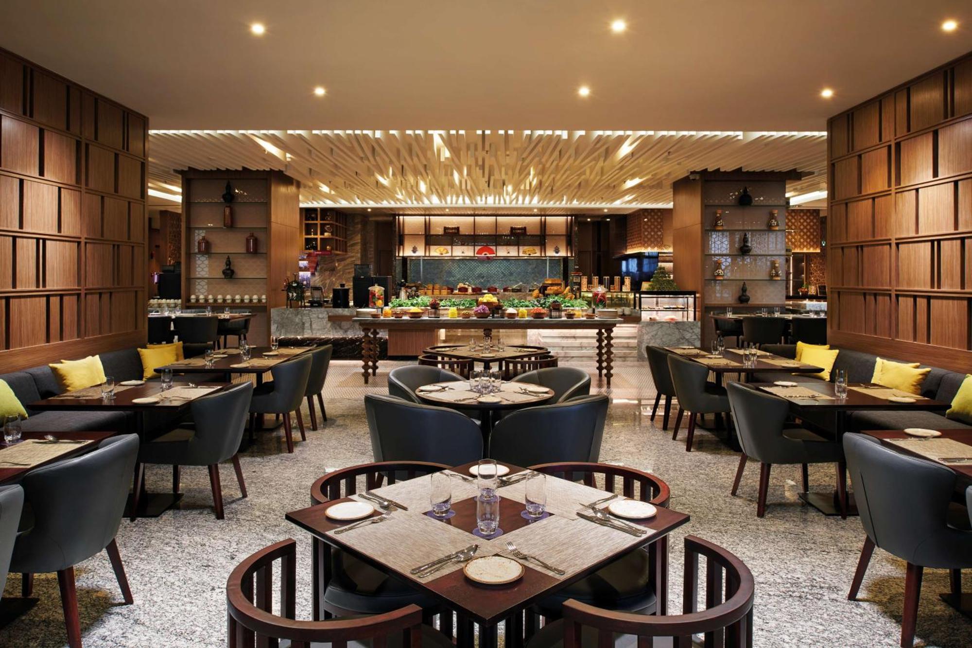 Doubletree By Hilton I-city Hotel 5*