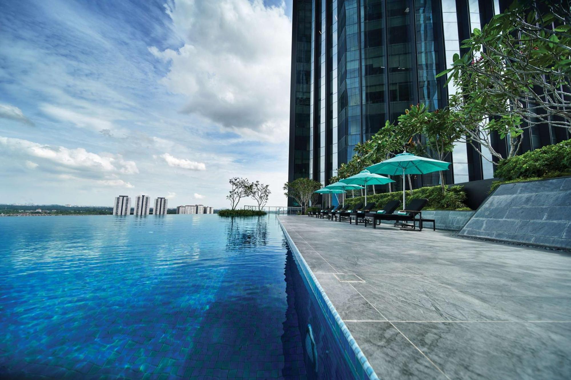 Doubletree By Hilton I-city 5* Shah Alam
